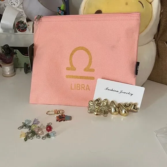 PINK AND GOLD BUNDLE - 3 ITEM BUNDLE 
EARRINGS MAKEUP BAG / PURSE CHARMS - Picture 2 of 6